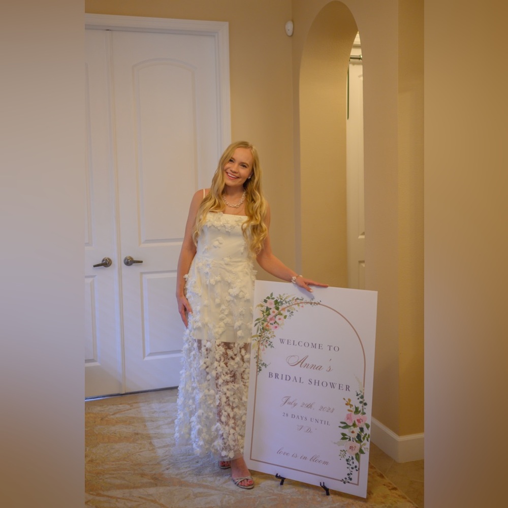 Helsi Audrey Square Neck Floral Appliqué Dress